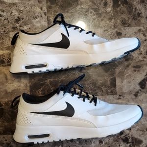 Nike Air Max Theas